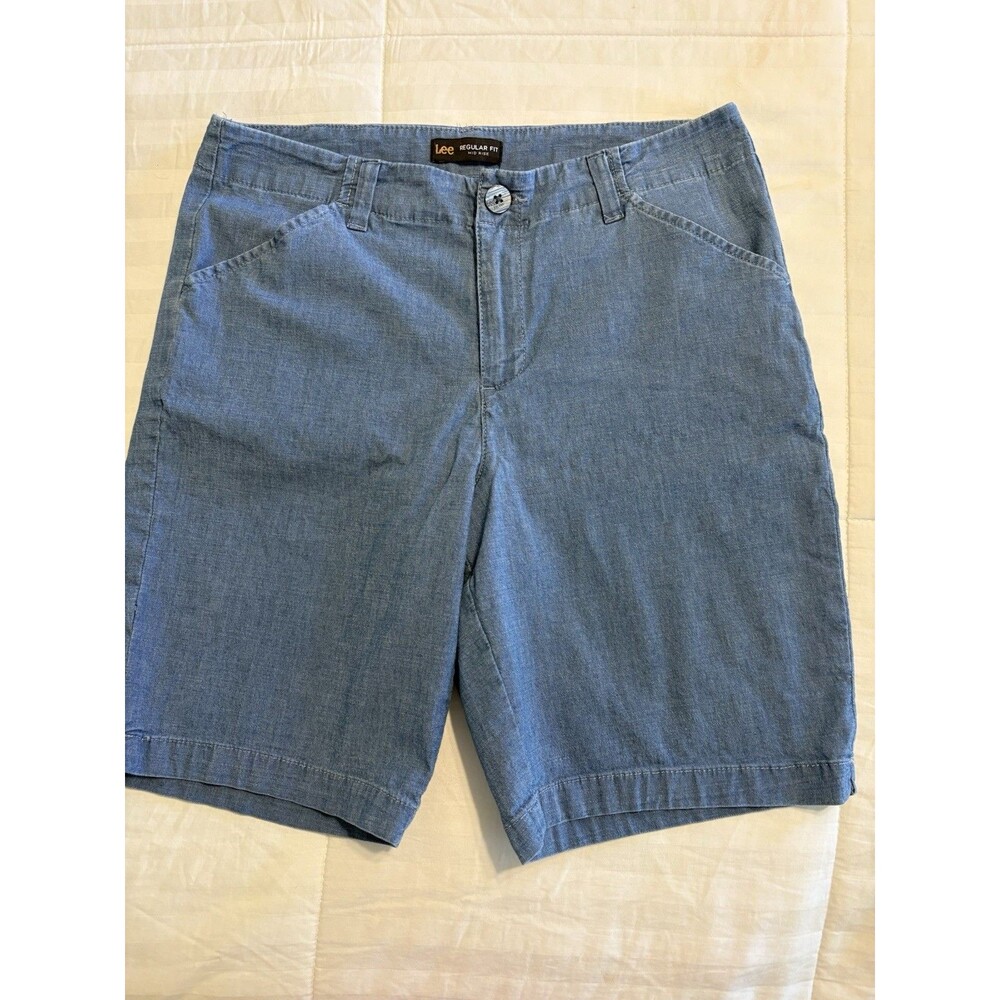 Lee Regular Fit Mid Rise Blue Bermuda Shorts Womens Sz 10 Medium. EUC